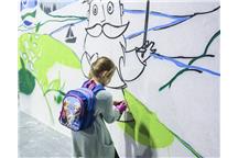 Trwa wielka lekcja ekologii. Malują graffiti na 1000 pędzli - HydroSil