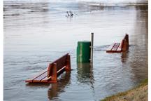 Jak wybrać i montować modułowe zabezpieczenia przeciwpowodziowe